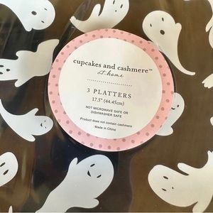 Bundle of cupcake & cashmere ghost platters nwt